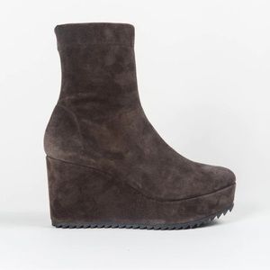 NWOB Pedro Garcia Urbana suede stretch boots